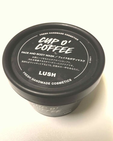 今回は、LUSHの"cup of black"
フェイス&ボディ用のマスクですね😷

結果から言います…最高です🐾🐾
お店にて試した時から感じましたが、お肌がもちもちもちもちになります🍡
そして、匂いが