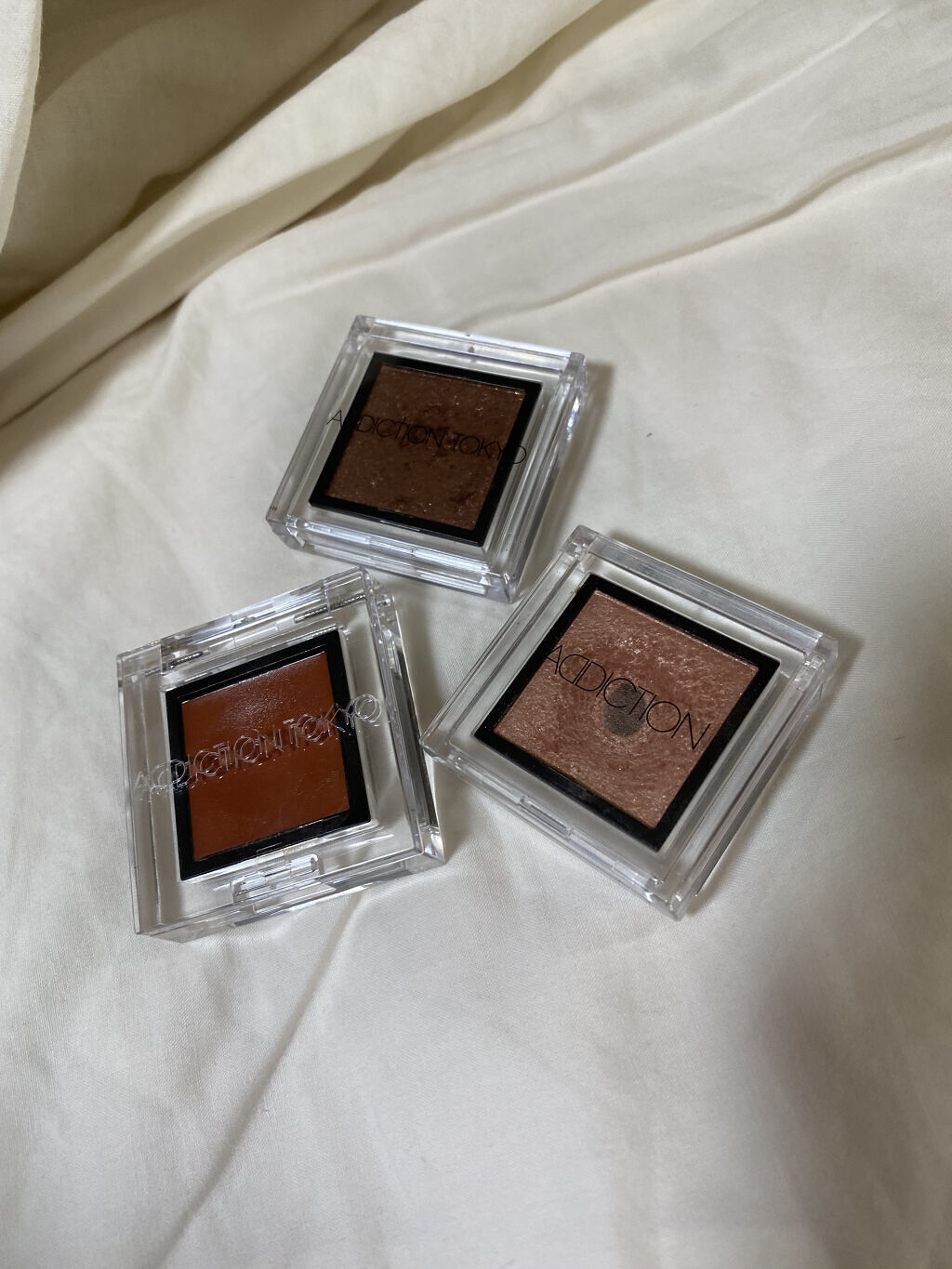 アディクション ザ アイシャドウ スパークル/ADDICTION/単色アイシャドウを使ったクチコミ（2枚目）