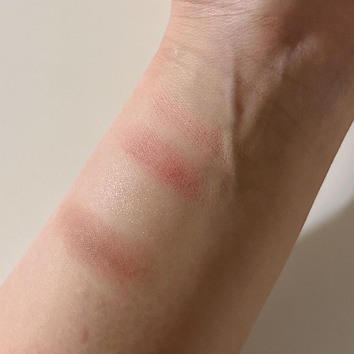 アンドバイロムアンド グラッシーボムティント/&nd by rom&nd/リップティントを使ったクチコミ(5枚目)