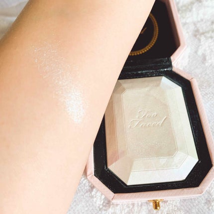 ダイヤモンドライト マルチユース ハイライター/Too Faced/パウダーハイライトを使ったクチコミ(2枚目)