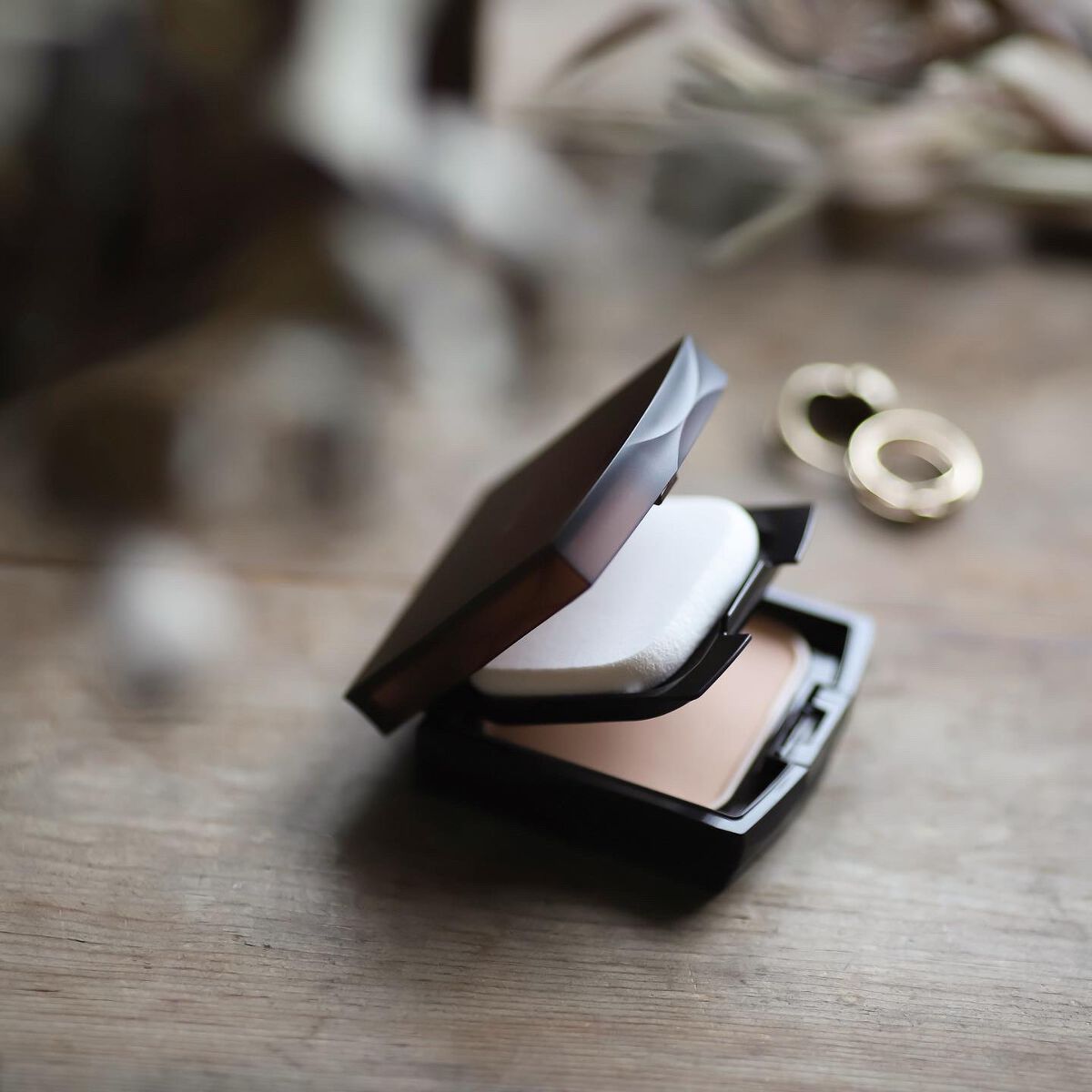 イルミネーティング パウダーファンデーション  専用コンパクト（専用スポンジ付）/est/パウダーファンデーションを使ったクチコミ（1枚目）