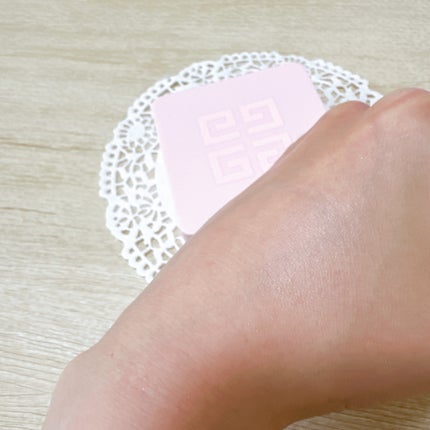 スキン PFCT コンパクト クリーム N/GIVENCHY/化粧下地を使ったクチコミ(6枚目)