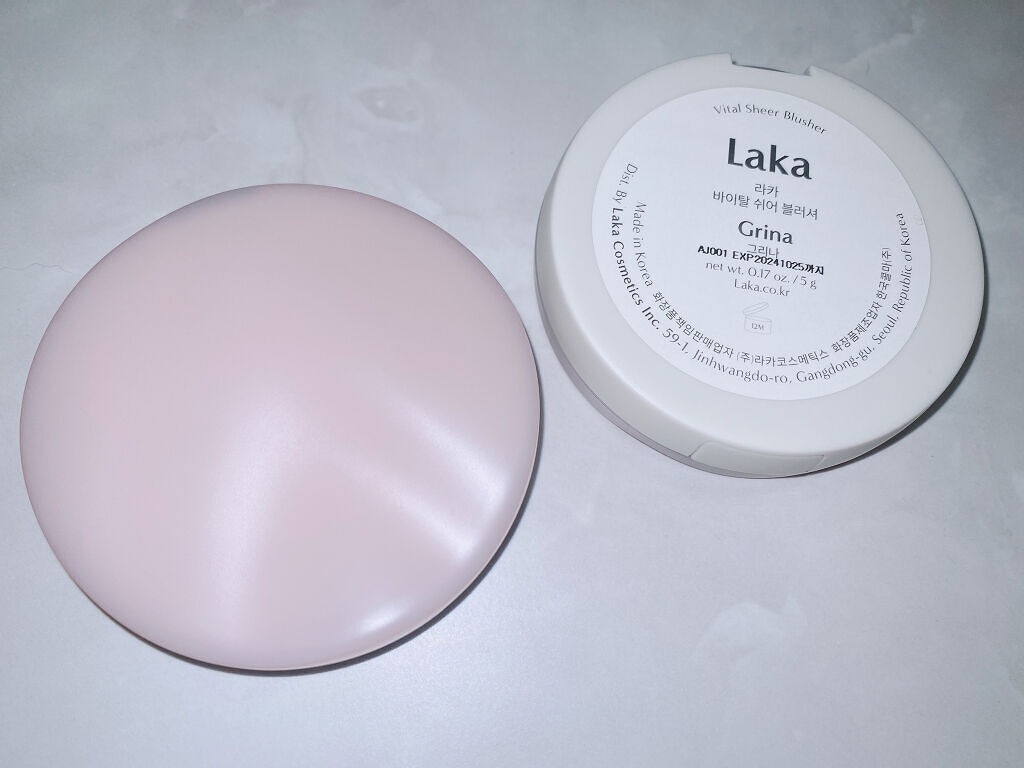 バイタルシアーブラッシャー/Laka/パウダーチークを使ったクチコミ（2枚目）