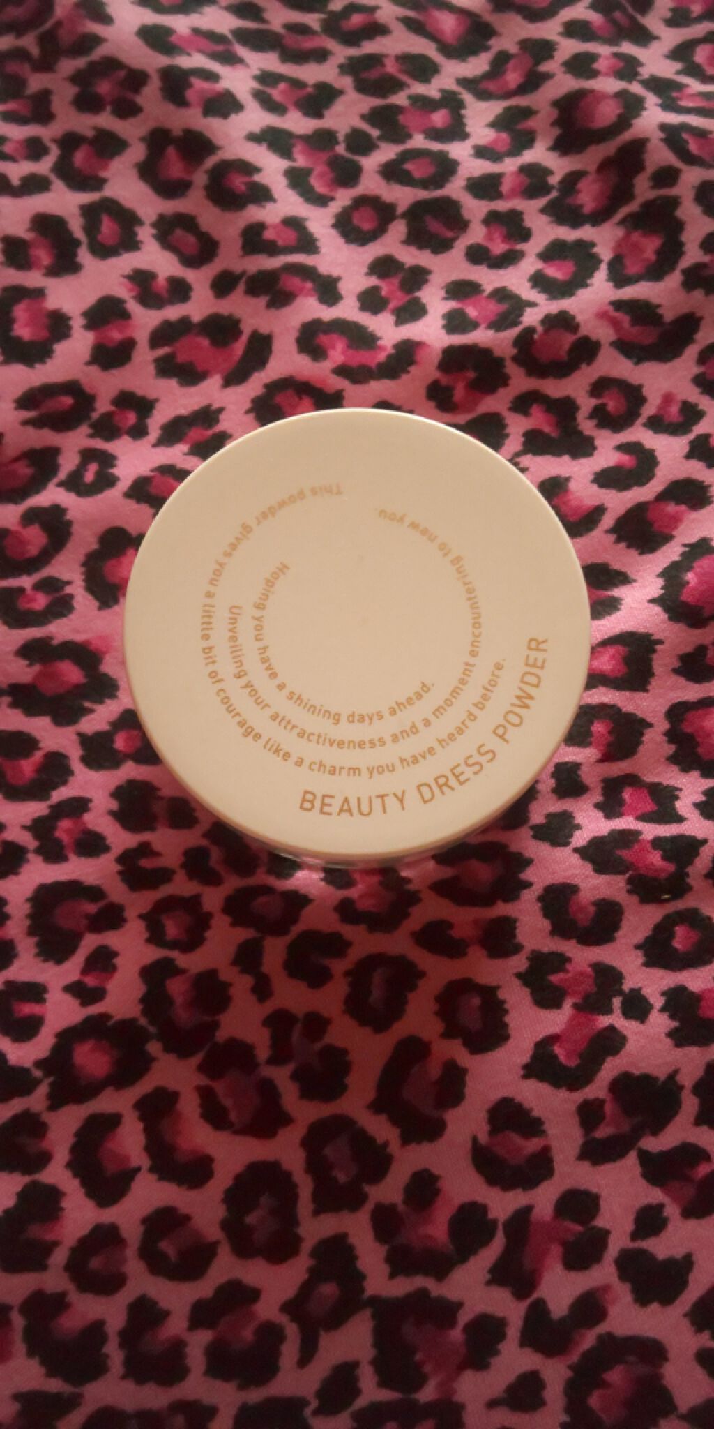 AG24 ビューティードレスパウダー/エージーデオ24/デオドラント・制汗剤を使ったクチコミ(2枚目)