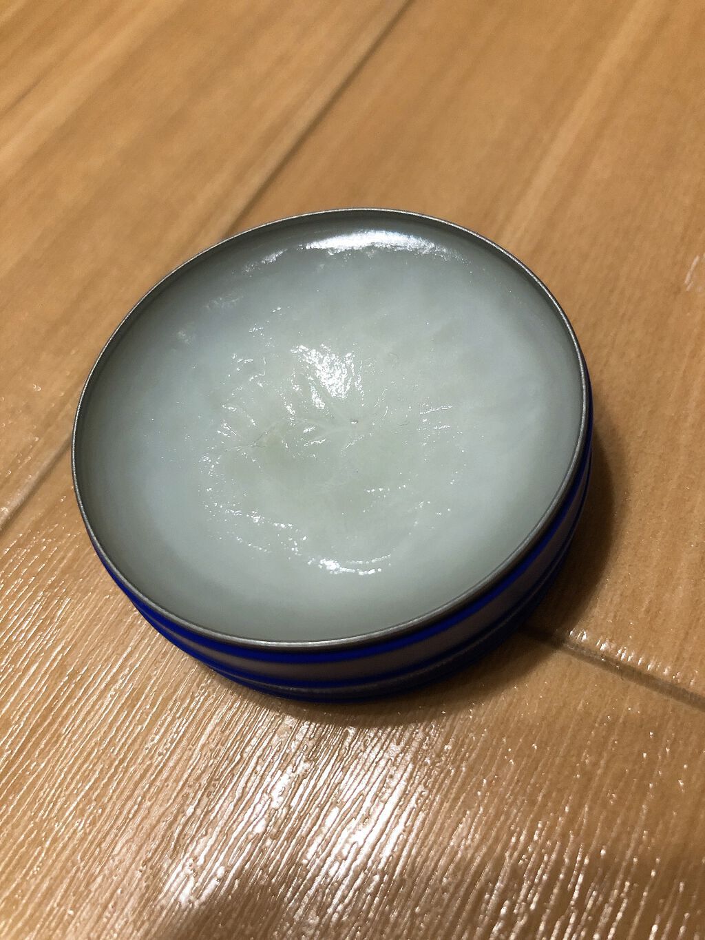 ヴァセリン リップ モイストシャイン オリジナル/ヴァセリン/リップバームを使ったクチコミ（2枚目）