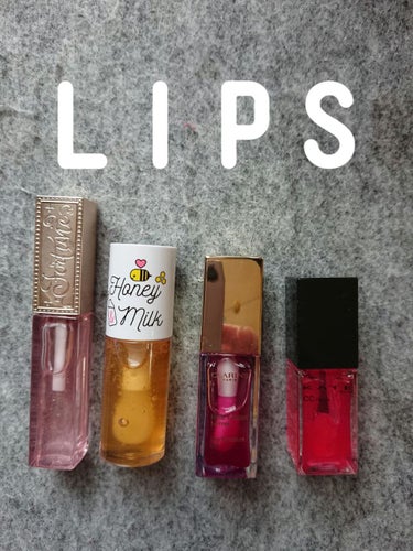 ❤️みやび♥️ on LIPS 「左からフォーチュンリッププランパーオピュリップオイルクラランス..」（1枚目）