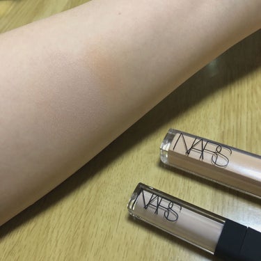 ラディアントクリーミーコンシーラー/NARS/リキッドコンシーラーを使ったクチコミ（4枚目）