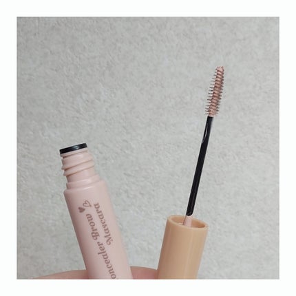 キャンメイク コンシーラーブロウマスカラのクチコミ「【黒眉隠したい方必見‼️】
CANMAKEから限定で脱色風アイブロウが登場!
┈┈┈┈┈┈┈┈.....」(2枚目)