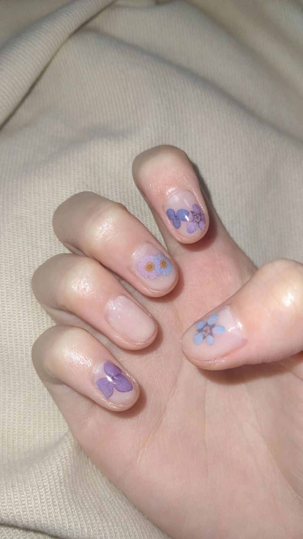 カラフルネイルズ/キャンメイク/マニキュアを使ったクチコミ（2枚目）