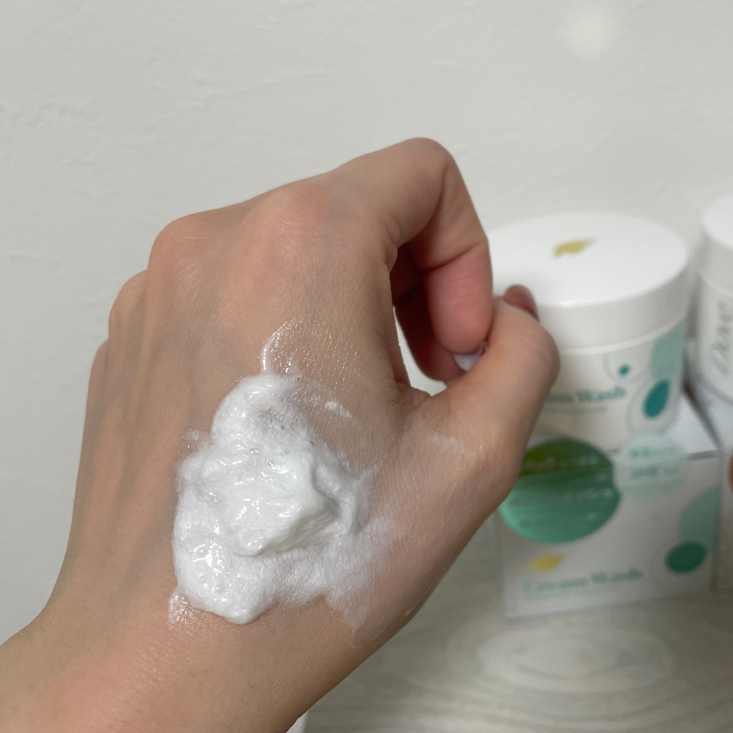 ダヴ クリームボディウォッシュ コンフォートモイスチャー/ダヴ/ボディソープを使ったクチコミ（2枚目）