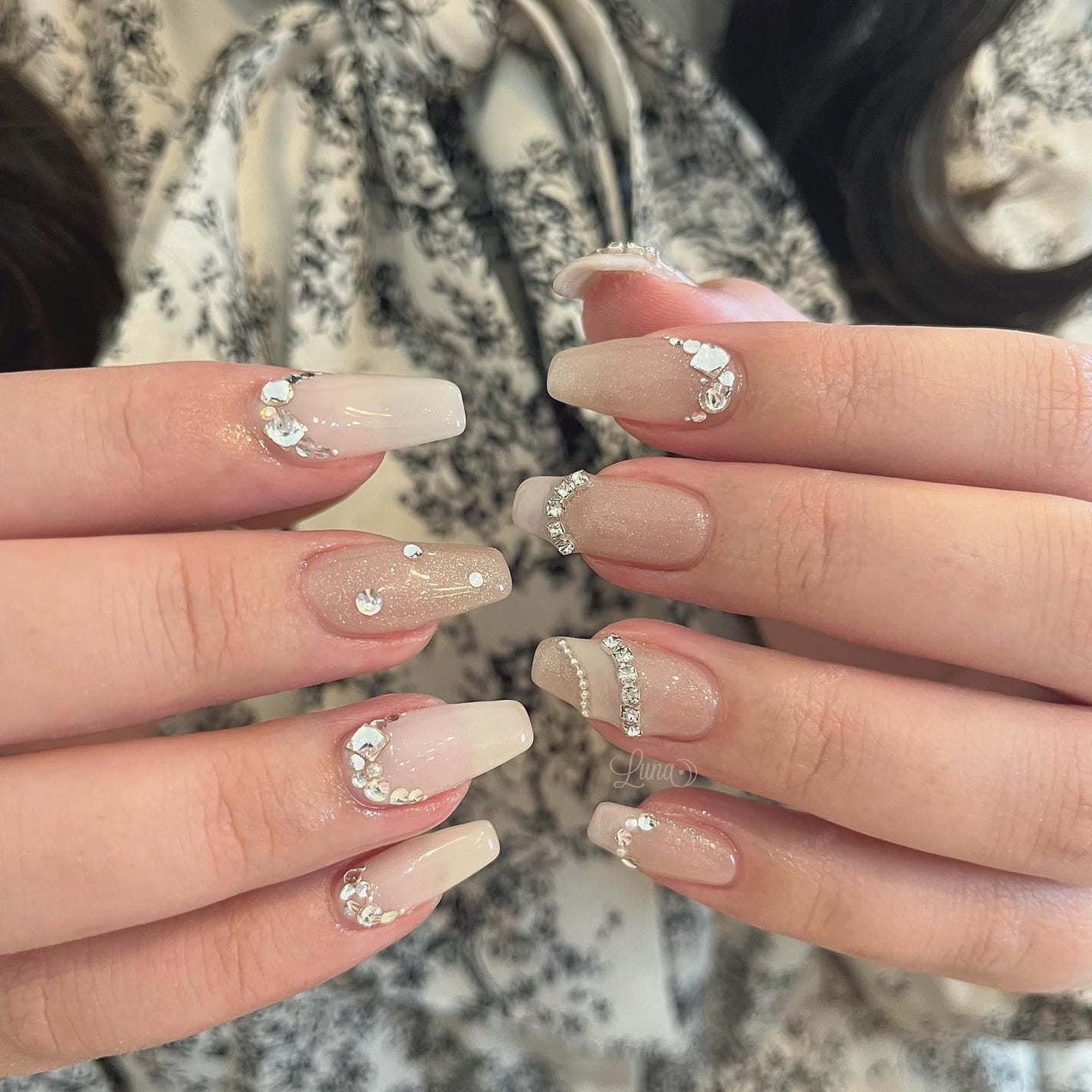 Iuna. Mizuki on LIPS 「.スペシャルプラン🤍✨#nail#nailstagram#ge..」(1枚目)