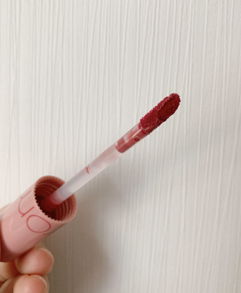 ジューシーラスティングティント/rom&nd/リップティントを使ったクチコミ（3枚目）