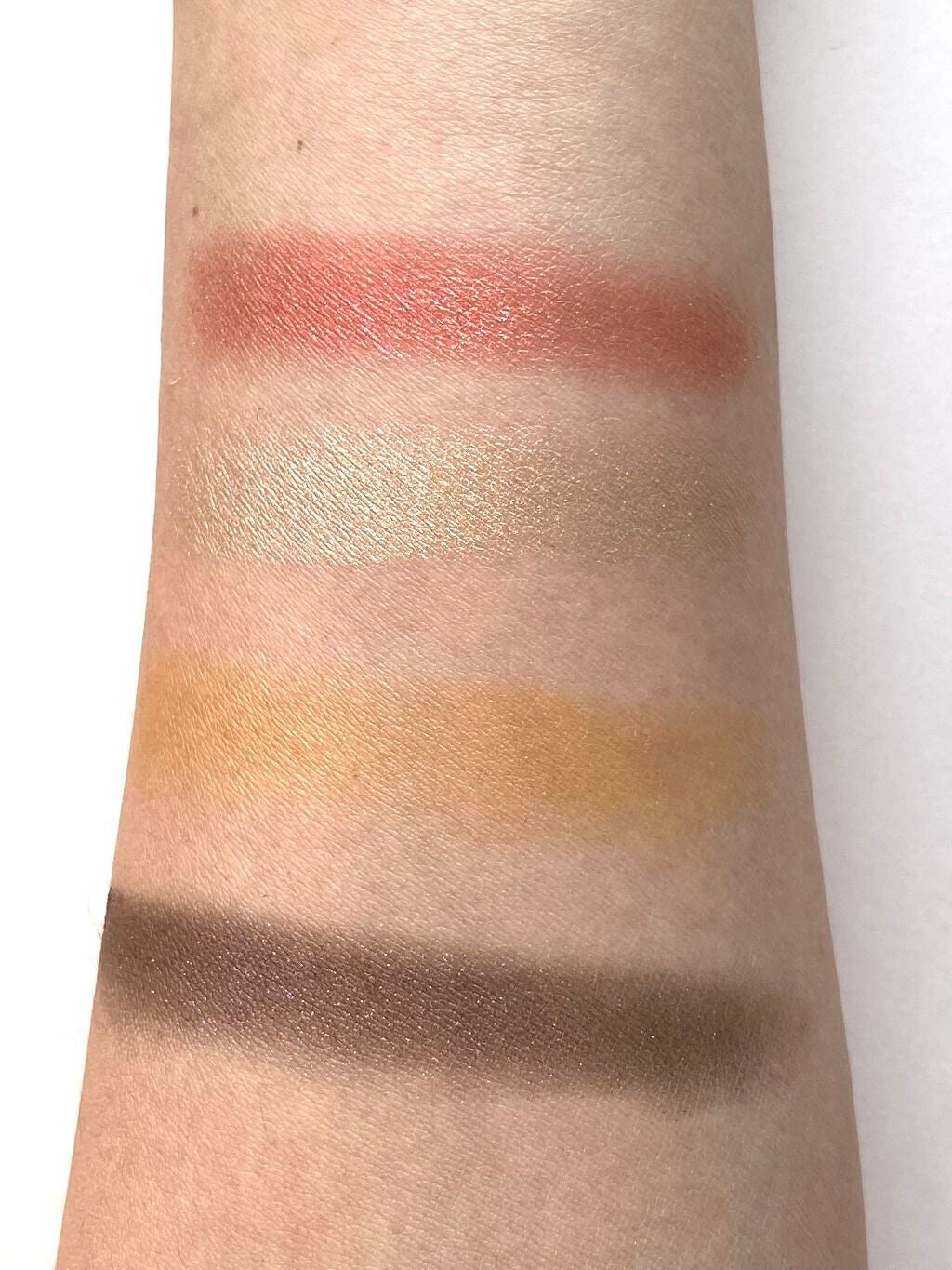 サンク クルール クチュール<バーズ オブ ア フェザー>/Dior/アイシャドウパレットを使ったクチコミ(4枚目)