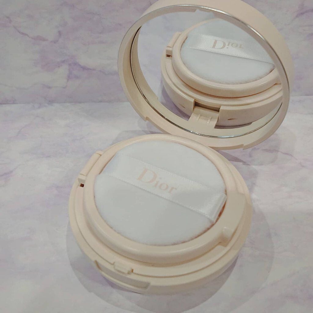 ディオールスキン フォーエヴァー クッション パウダー/Dior/ルースパウダーを使ったクチコミ(3枚目)