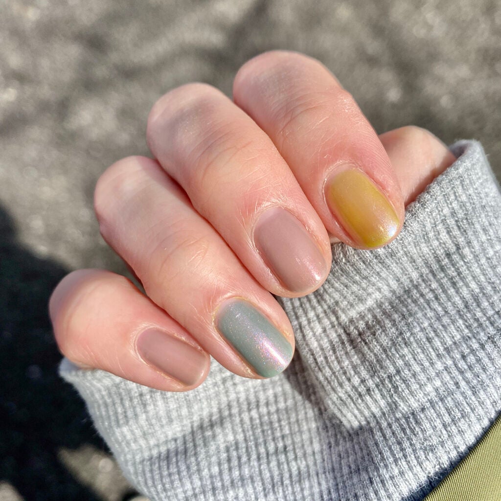 フレンドネイル(リニューアル品) /DAISO/マニキュアを使ったクチコミ(3枚目)