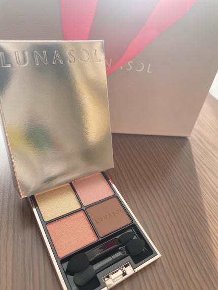 アイカラーレーション/LUNASOL/アイシャドウパレットを使ったクチコミ(1枚目)