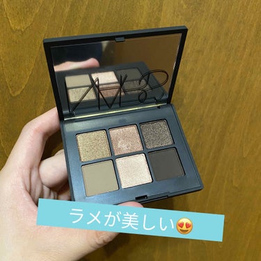 ヴォワヤジュールアイシャドウパレット/NARS/アイシャドウパレットを使ったクチコミ（2枚目）