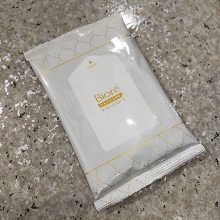 メイクの上からリフレッシュシート/ビオレ/フェイスシートを使ったクチコミ(2枚目)