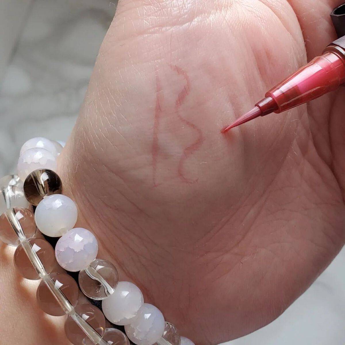 38℃ シェード ライナー SHEER RED/UZU BY FLOWFUSHI/リキッドアイライナーを使ったクチコミ（3枚目）