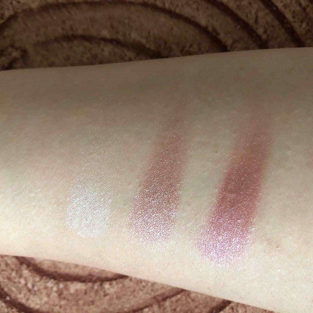 トーンアップアイシャドウ/CEZANNE/アイシャドウパレットを使ったクチコミ（2枚目）