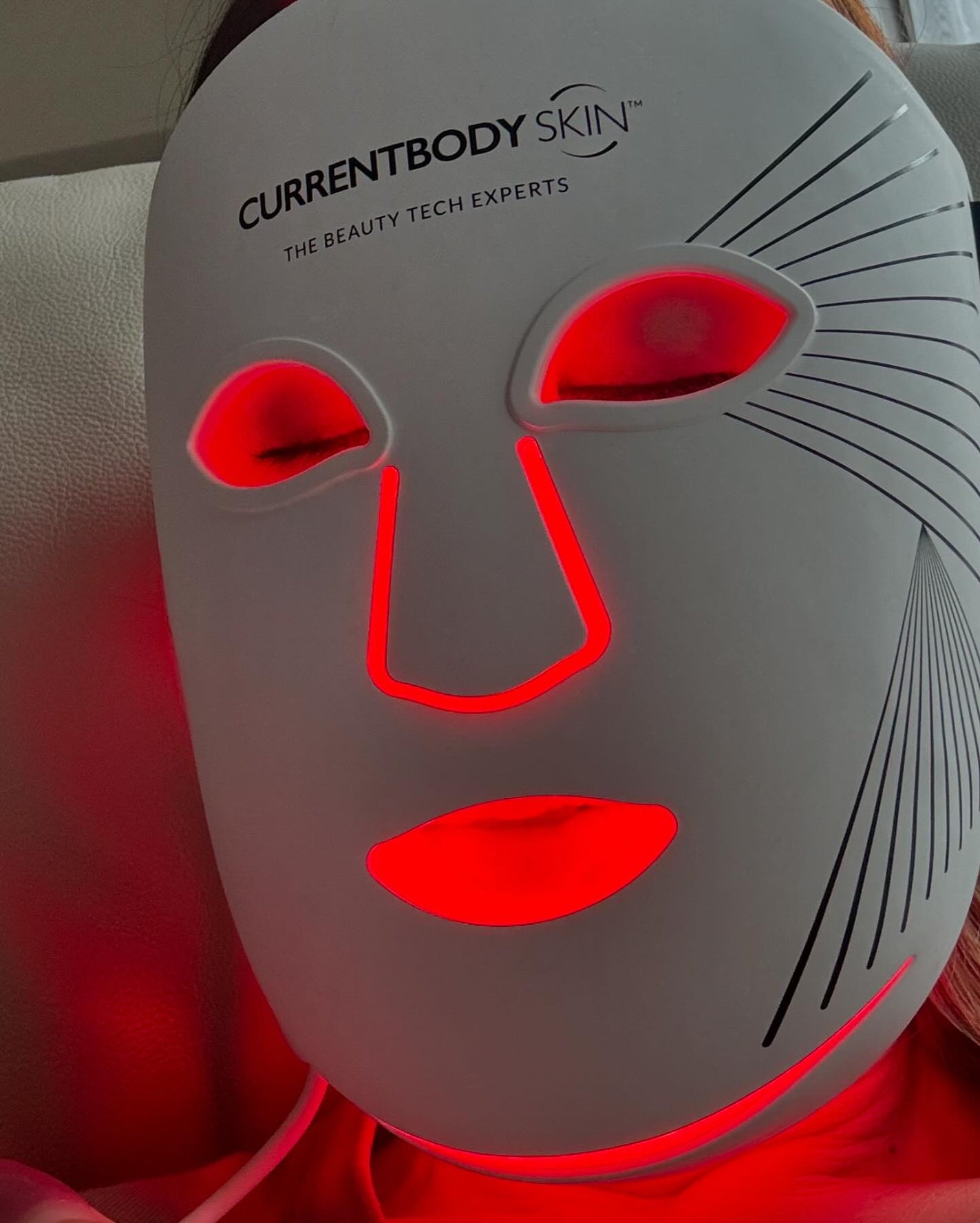 CurrentBody skin LEDライトセラピーマスク/CurrentBody/美顔器・マッサージを使ったクチコミ(2枚目)