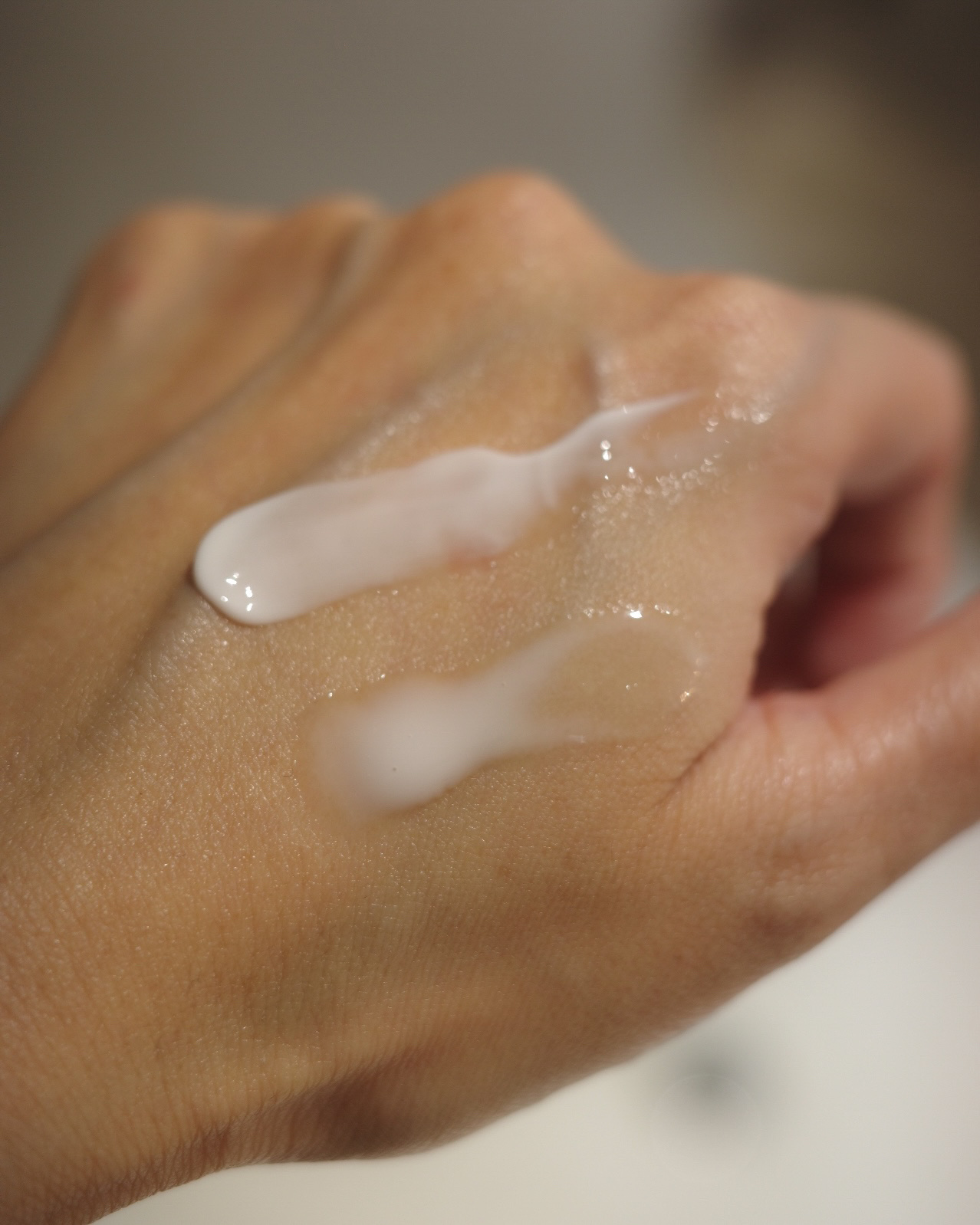 DW-EGFコラーゲンシルクリームセラム /Easydew/美容液を使ったクチコミ（3枚目）