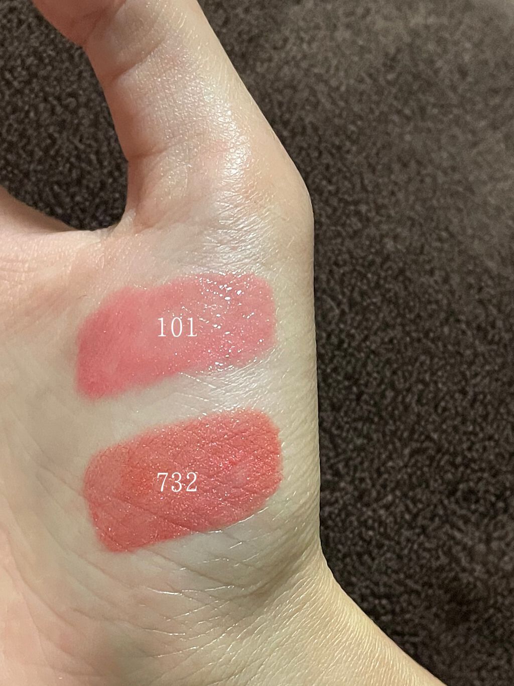 カラーリッシュ エクストラルージュ/ロレアル パリ/口紅を使ったクチコミ(2枚目)