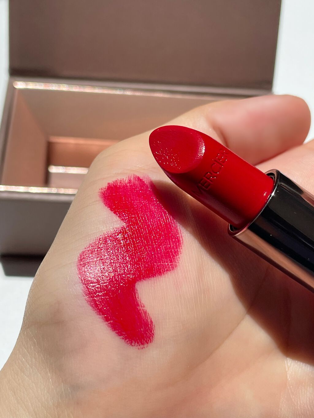 ルージュ エッセンシャル シルキー クリーム リップスティック/ローラ メルシエ/口紅を使ったクチコミ(4枚目)