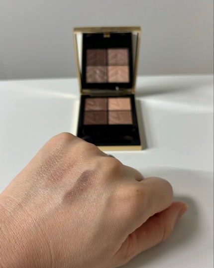 クチュール ミニ クラッチ/YVES SAINT LAURENT BEAUTE/アイシャドウパレットを使ったクチコミ(4枚目)