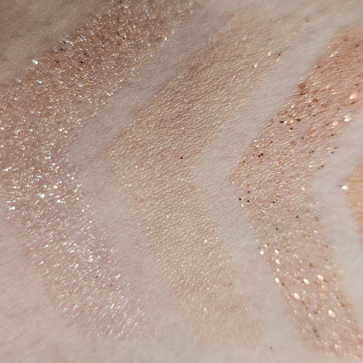 ソフトクレイビームアイシャドウパレット/AMIOK/ジェル・クリームアイシャドウを使ったクチコミ(3枚目)