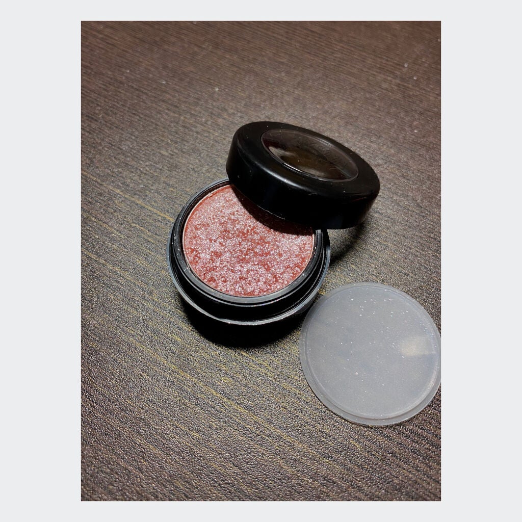 セルフィーフィックスピグメント/Witch's Pouch/単色アイシャドウを使ったクチコミ(3枚目)