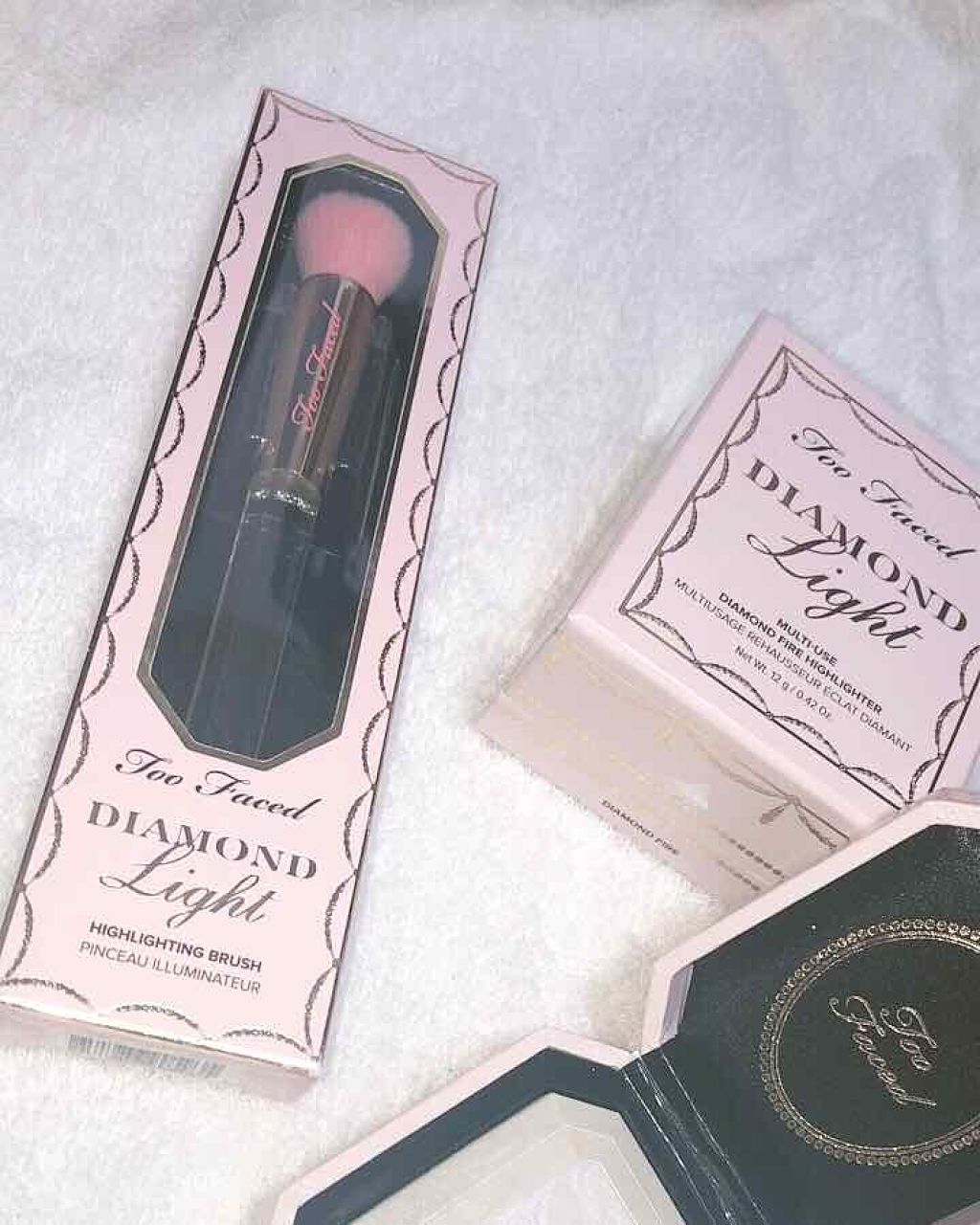 ダイヤモンドライト ハイライター ブラシ/Too Faced/メイクブラシを使ったクチコミ（1枚目）