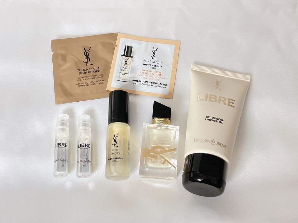 アンクル ド ポー ルクッション ゴールドラッシュ ハイライター/YVES SAINT LAURENT BEAUTE/リキッドハイライトを使ったクチコミ(2枚目)