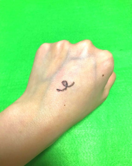 「密着アイライナー」繰り出しペンシル/デジャヴュ/ペンシルアイライナーを使ったクチコミ(2枚目)