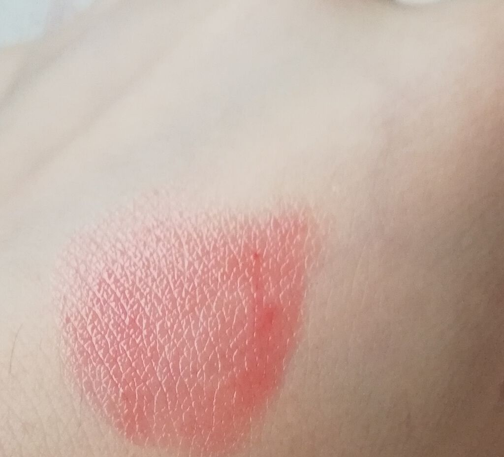 ラスティンググロスリップ/CEZANNE/口紅を使ったクチコミ(3枚目)