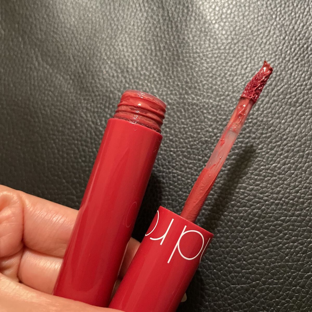 ジューシーラスティングティント/rom&nd/リップティントを使ったクチコミ(1枚目)