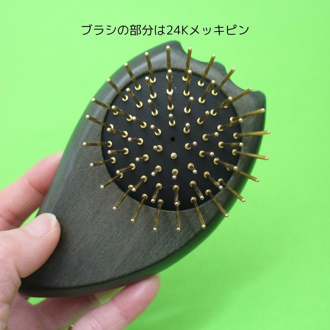 プレミアム FOX カッサ ゴースト ヘアブラシ ブラック/SNOW FOX SKINCARE/ヘアブラシを使ったクチコミ(4枚目)