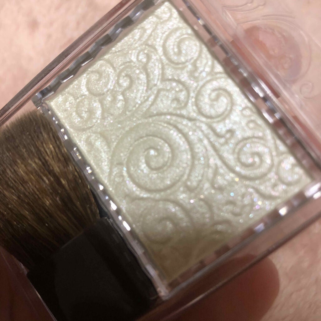 パールグロウハイライト/CEZANNE/パウダーハイライトを使ったクチコミ(2枚目)