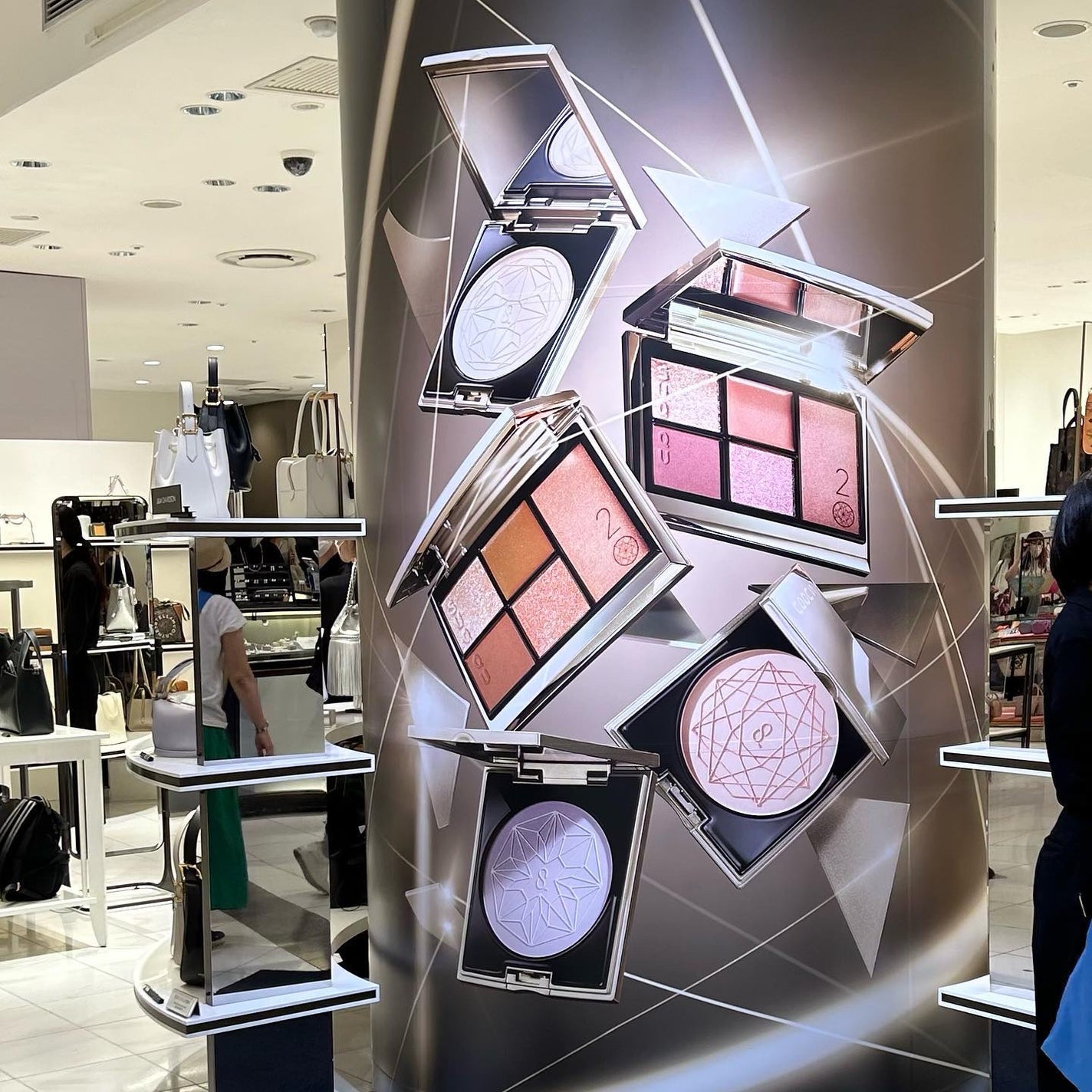 20th アニバーサリー アイ&ブラッシュ コンパクト/SUQQU/アイシャドウパレットを使ったクチコミ(7枚目)