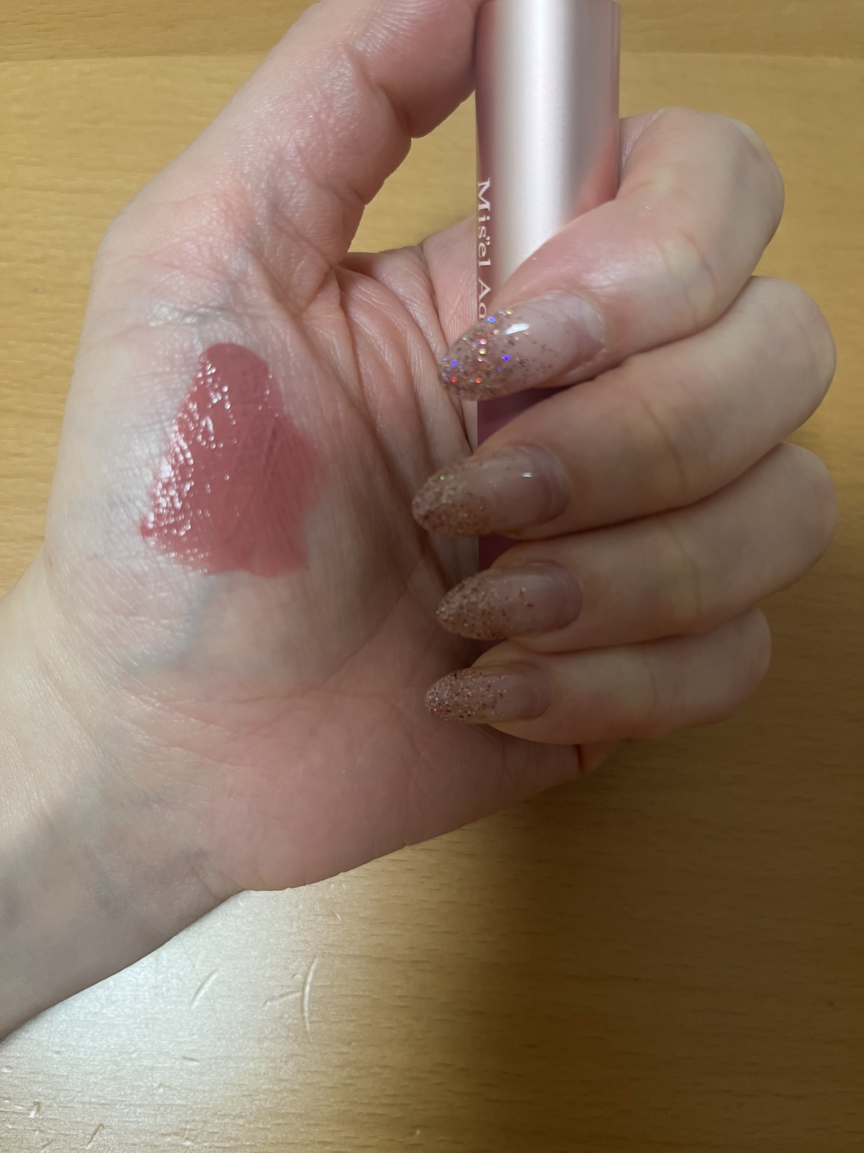 ウォータリーリップティント マット/ミゼルエディ/リップティントを使ったクチコミ（3枚目）