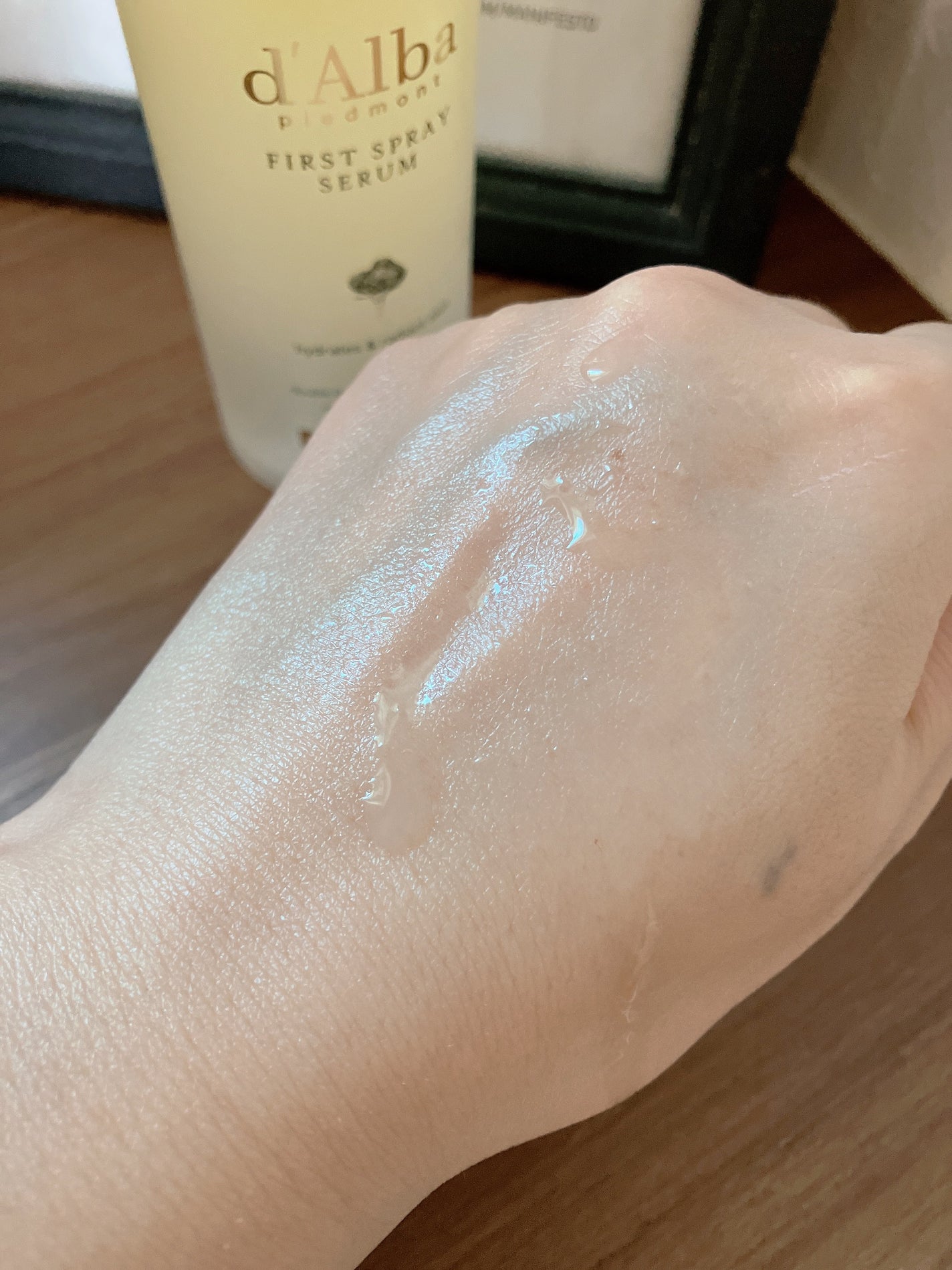 ダルバ ホワイトトリュフファーストスプレーセラム/ダルバ/ミスト状化粧水を使ったクチコミ(4枚目)