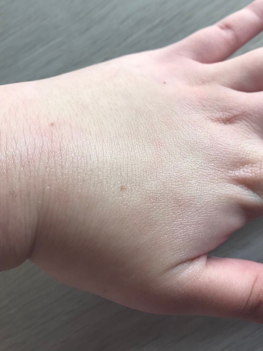 ビオレUV アクアリッチ アクアプロテクトローション(水層パック)/ビオレ/日焼け止めローションを使ったクチコミ(4枚目)