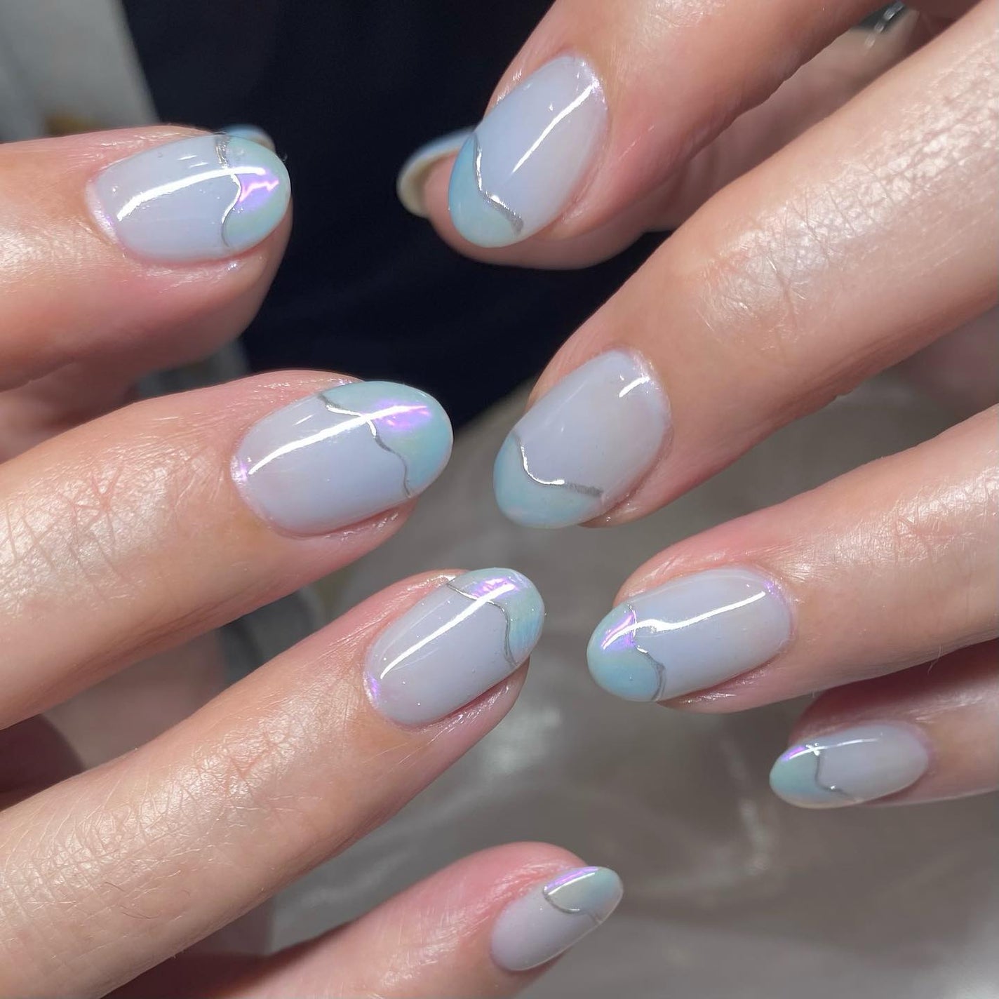 kanna on LIPS 「・・・𝐵𝓁𝓊𝑒𝒜𝓊𝓇𝑜𝓇𝒶𝐹𝓇𝑒𝓃𝒸𝒽💍💙🩵最近オーロラネイル..」(1枚目)