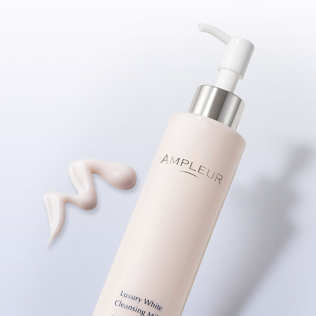 ラグジュアリーホワイト クレンジングミルクN/アンプルール/ミルククレンジングを使ったクチコミ（2枚目）