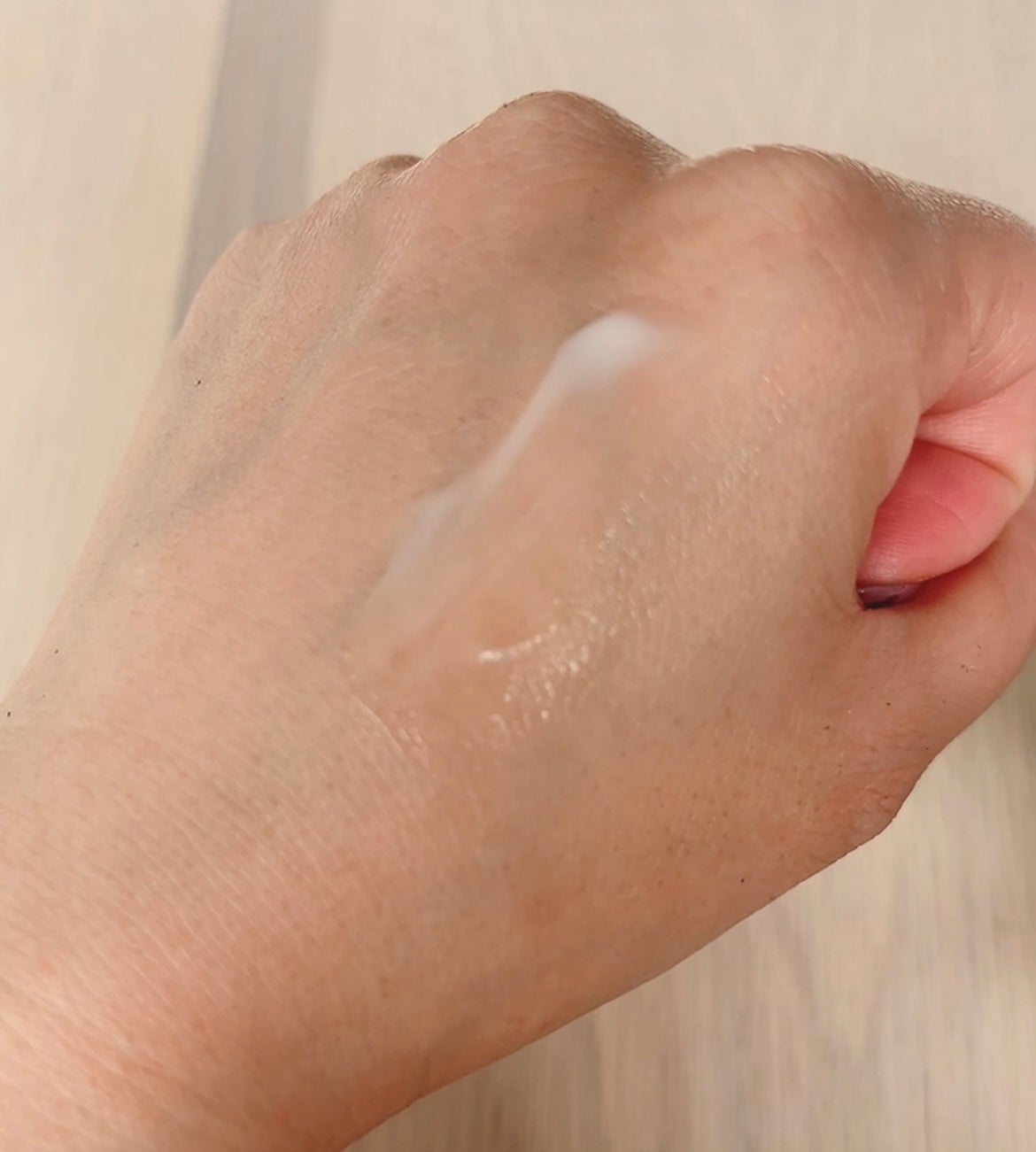 ネックゾーンエッセンスクリーム/MANIART/ボディクリームを使ったクチコミ(5枚目)