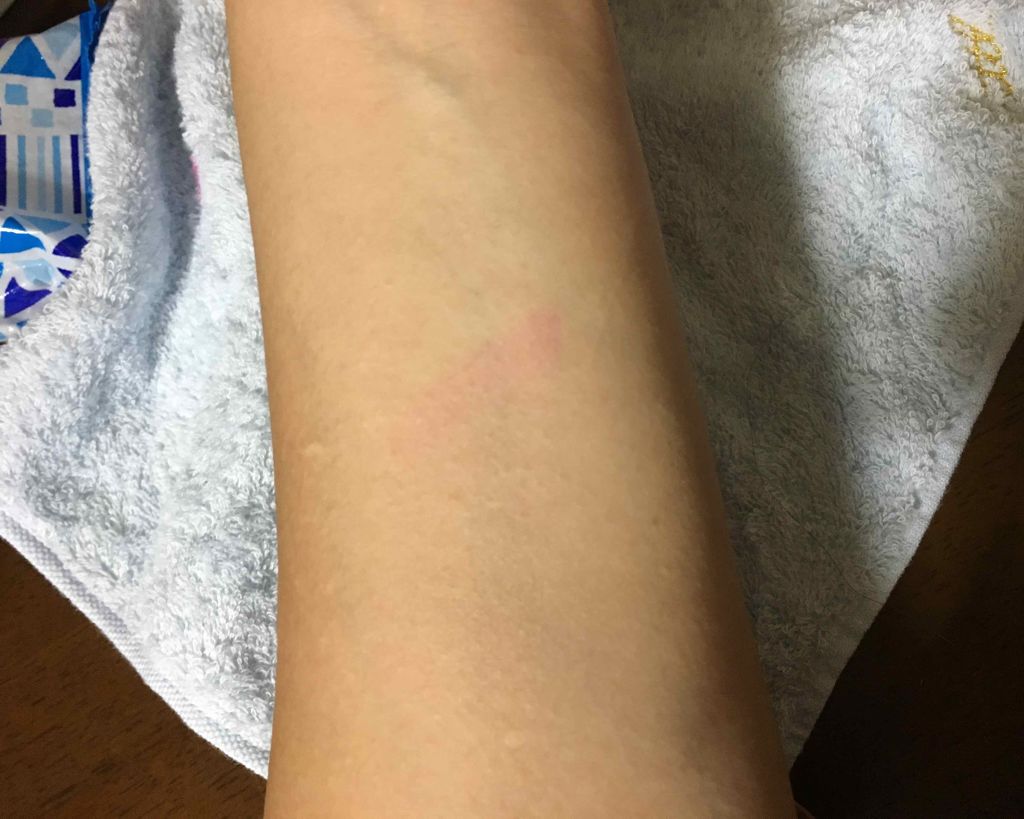 フォーエヴァージューシー オイルルージュ ティント/JILL STUART/リップティントを使ったクチコミ（3枚目）