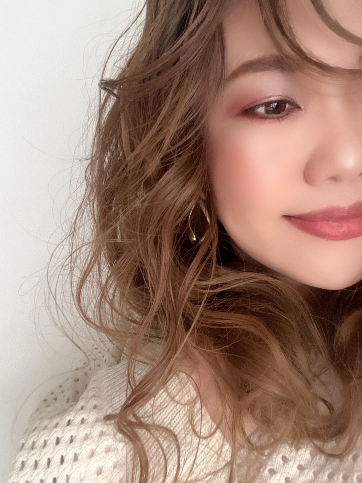 パウダー キス ベルベット ブラー スリム リップスティック オーバー ザ トープ/M・A・C/口紅を使ったクチコミ（2枚目）