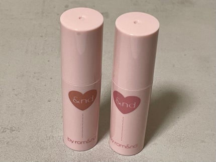 アンドバイロムアンド グラッシーボムティント/&nd by rom&nd/リップティントを使ったクチコミ(1枚目)