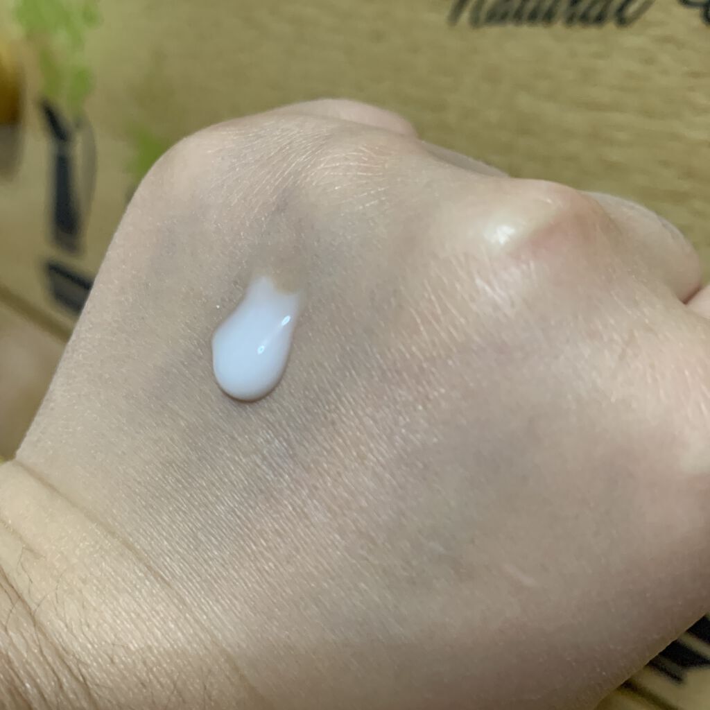 d プログラム モイストケア ローションのクチコミ「・化粧水の後、手のひらにディスペンサー１回
    押し分をとり、顔全体にやさしくなじませます.....」（3枚目）