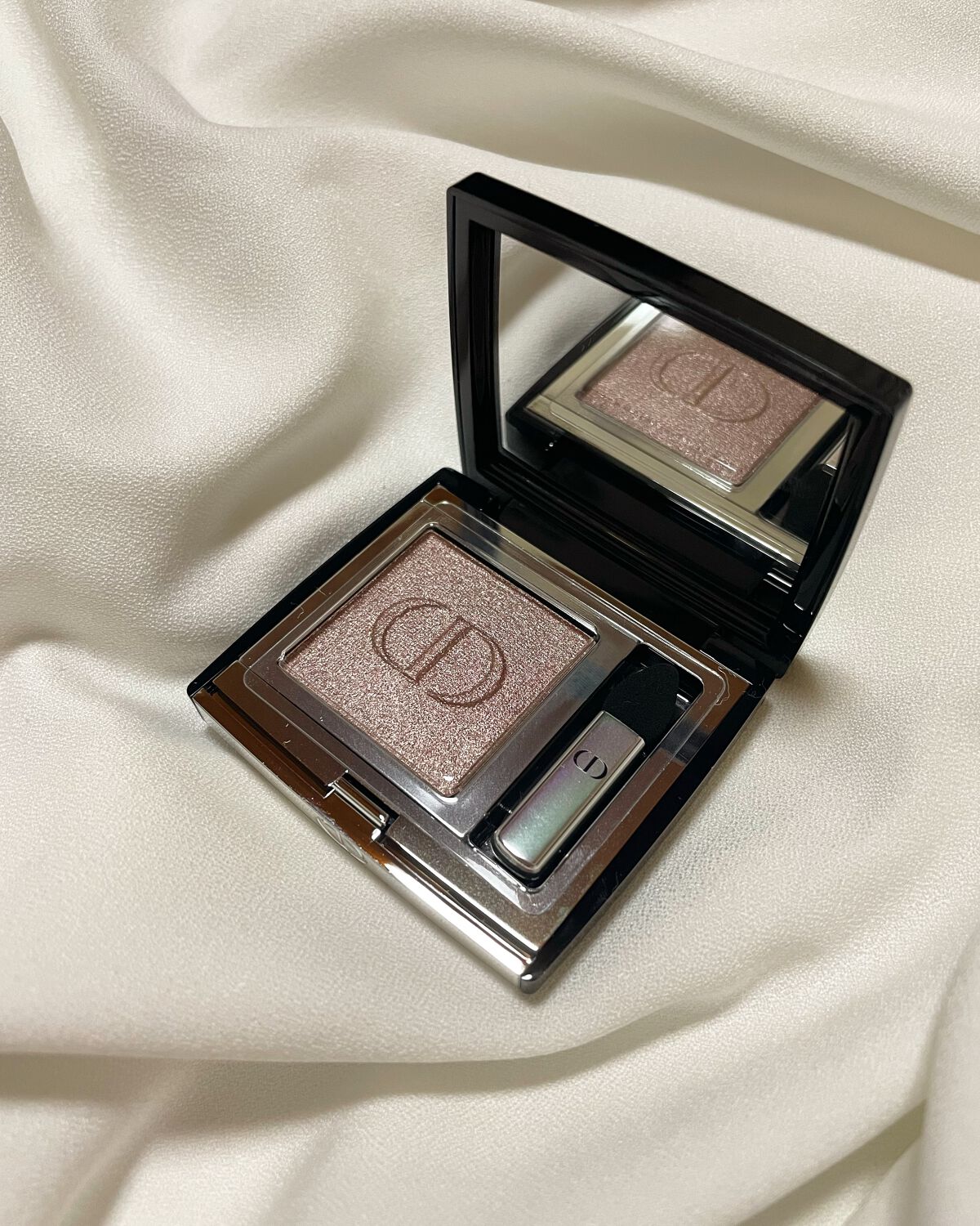 モノ クルール クチュール/Dior/単色アイシャドウを使ったクチコミ（1枚目）